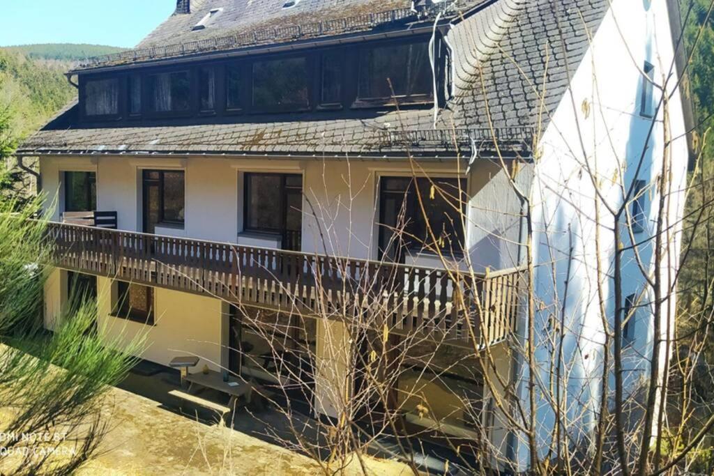 Haus Waldlounge mit Kamin